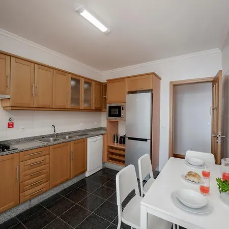 Reis Magos Iii By An Island شقة *