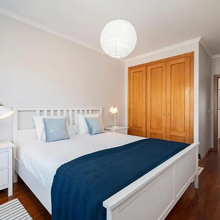 Reis Magos Iii By An Island كانيكو